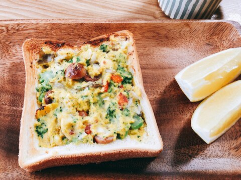 凹パンdeなんちゃってキッシュ